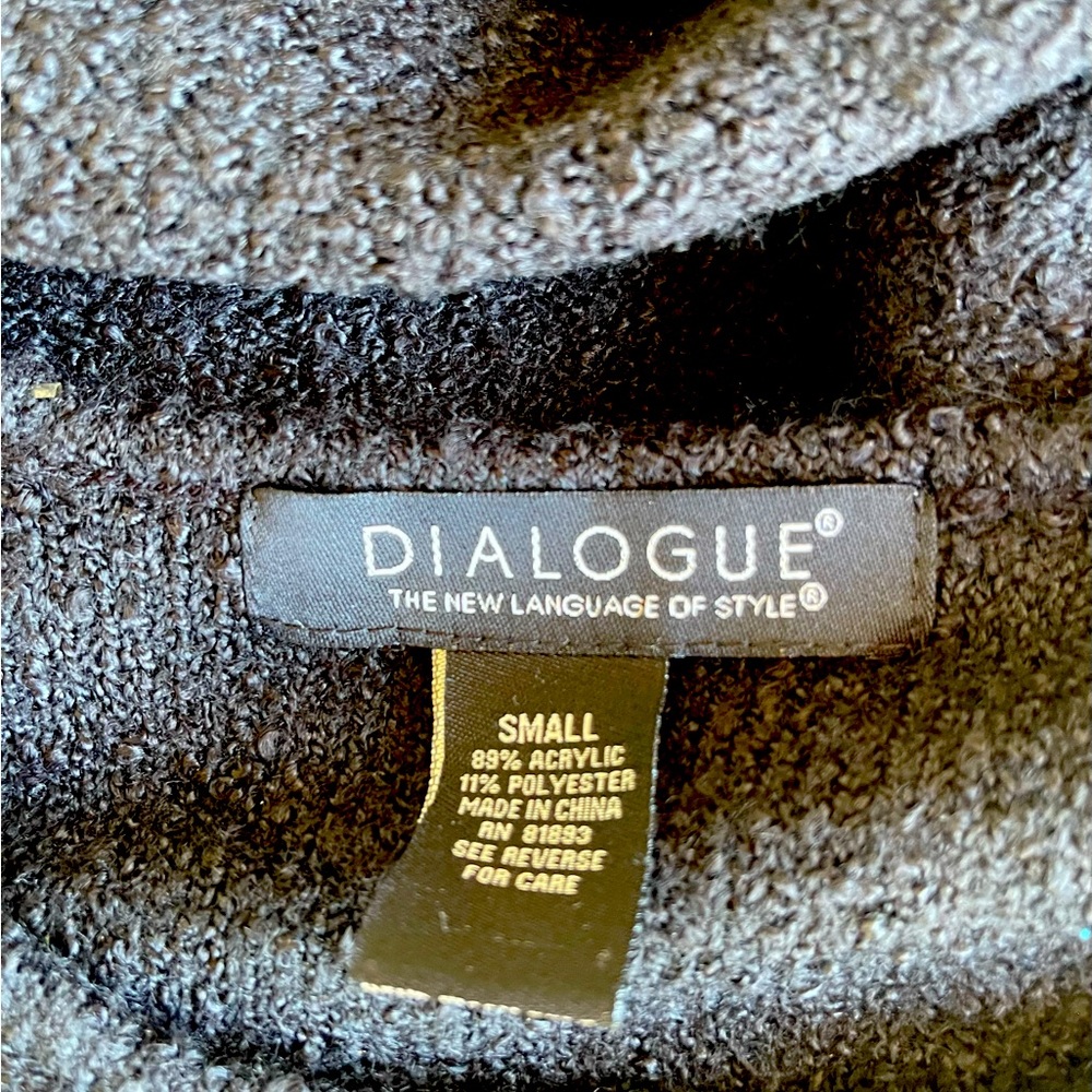 DIALOGUE TOP - Picture 3 of 3